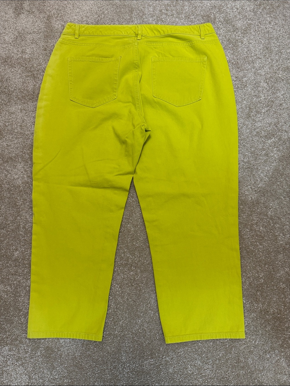 Coldwater Creek Capris, Chartreuse Color Denim, size 8 - Picture 6 of 9